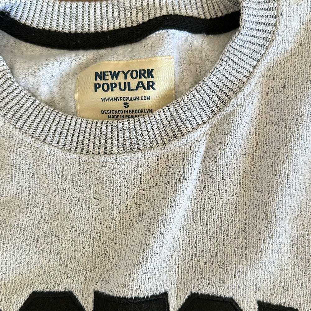 New York Popular Boston grey sweatshirt. Unisex size S. - Picture 2 of 4